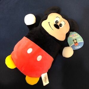 Disney mickey mouse squish mallows NWT